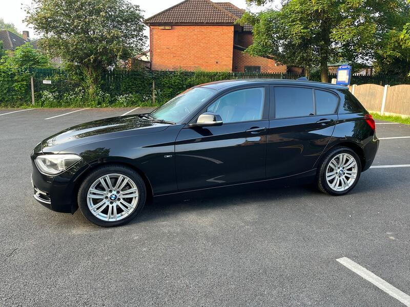 BMW 1 SERIES