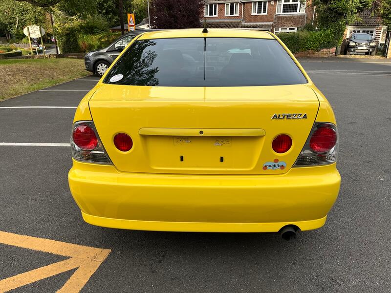 TOYOTA ALTEZZA