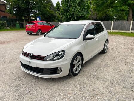 VOLKSWAGEN GOLF GTi DSG TSi