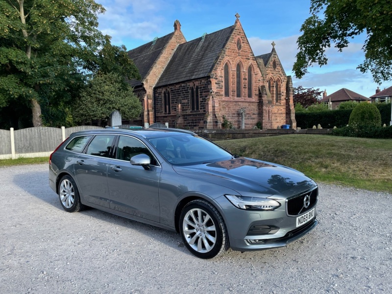 VOLVO V90