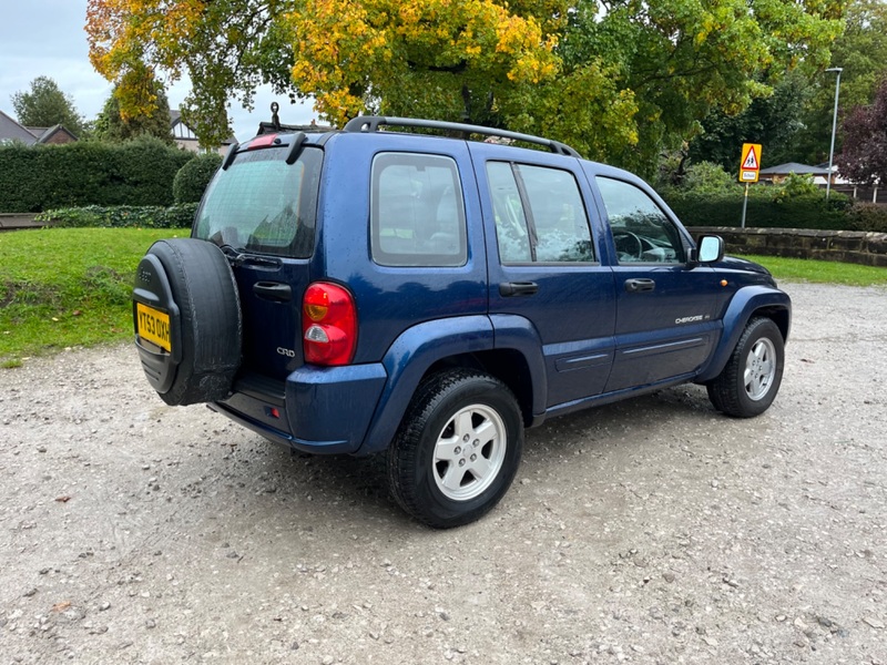 JEEP CHEROKEE