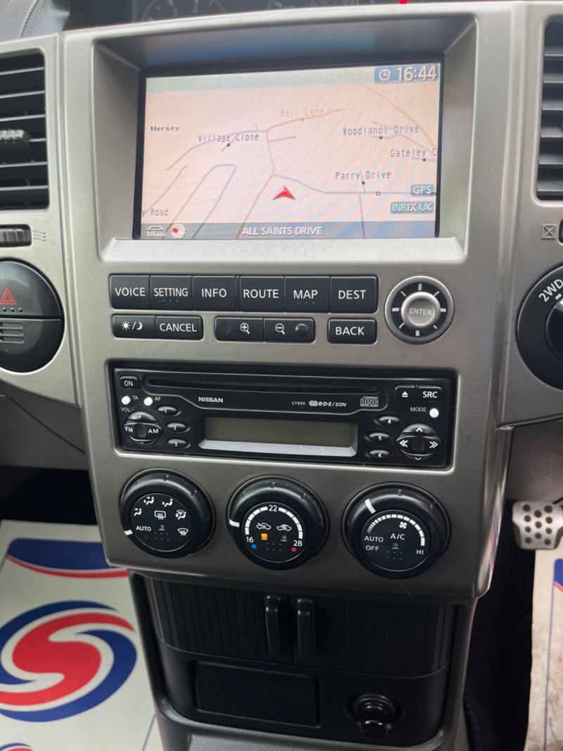 NISSAN X-TRAIL