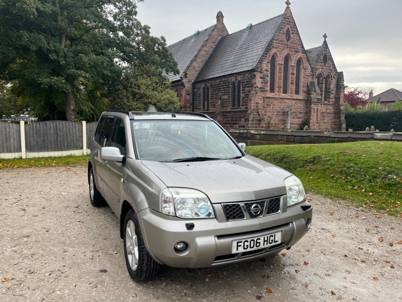 NISSAN X-TRAIL