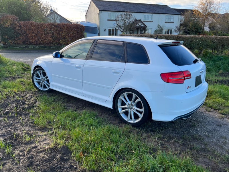 AUDI S3