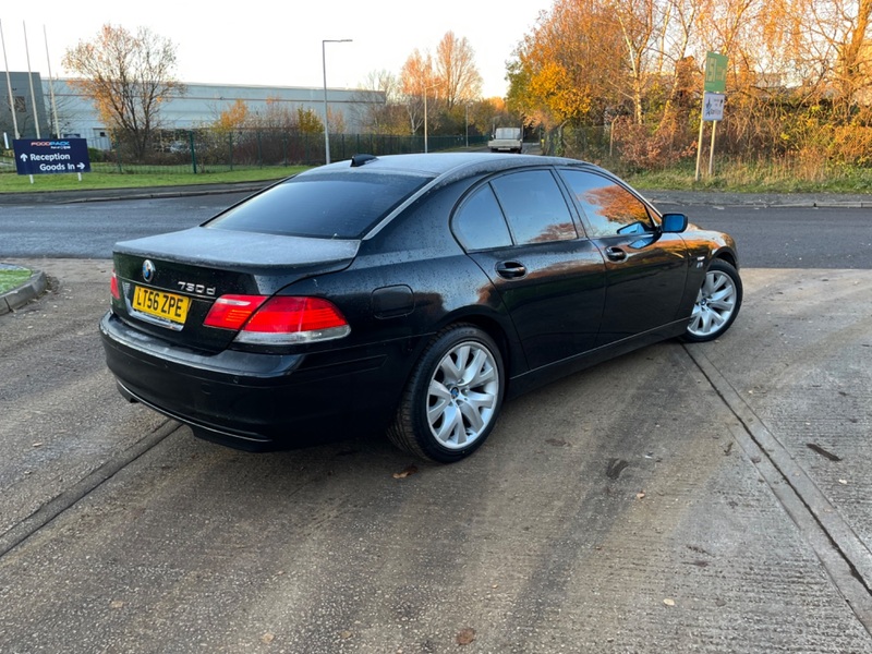 BMW 7 SERIES