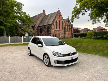 VOLKSWAGEN GOLF Gti DSG