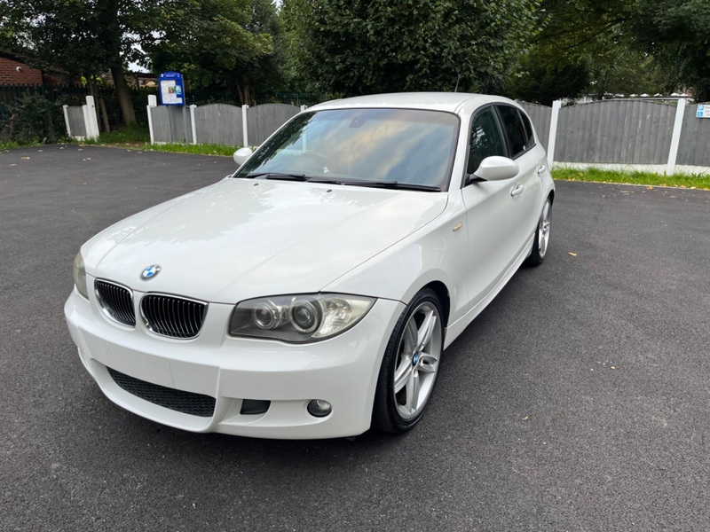 BMW 1 SERIES