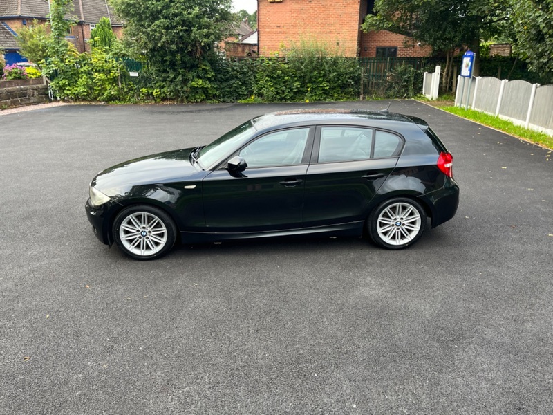 BMW 1 SERIES
