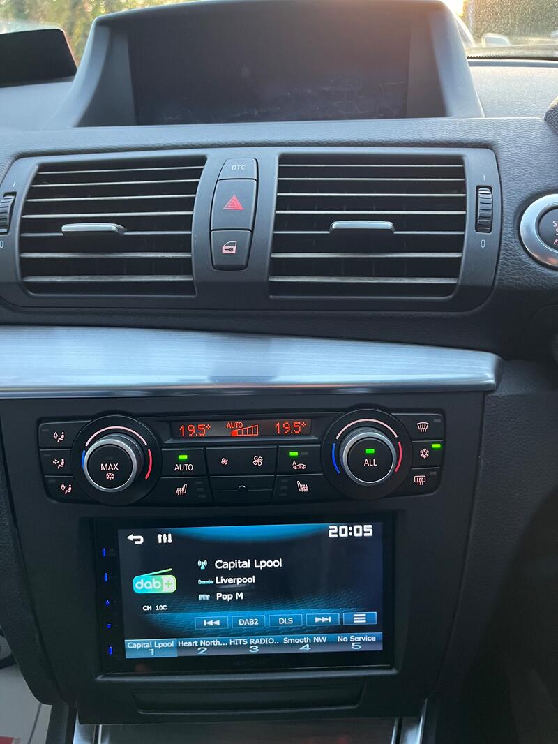 BMW 1 SERIES