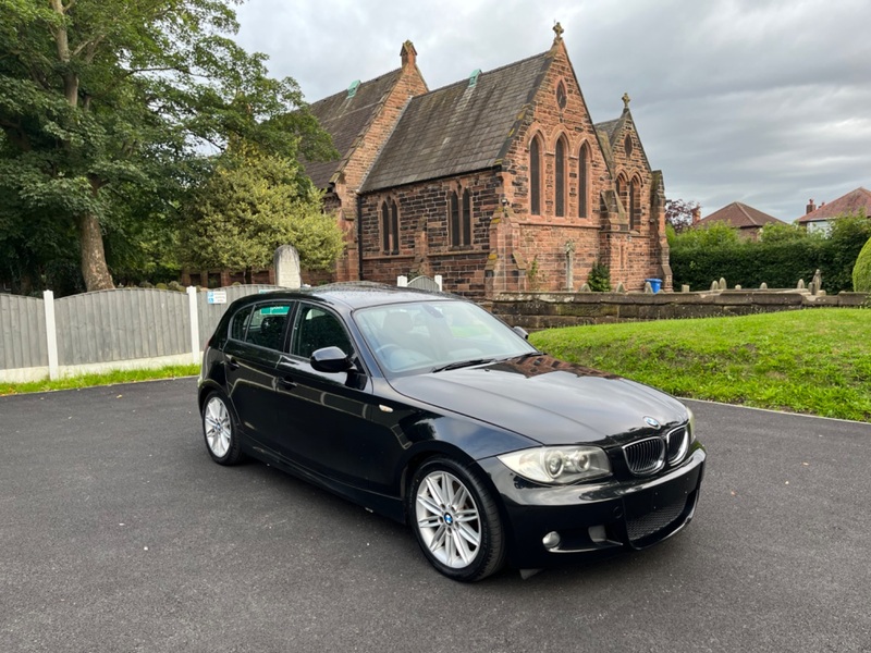 BMW 1 SERIES