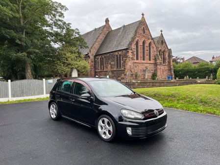 VOLKSWAGEN GOLF GTi DSG